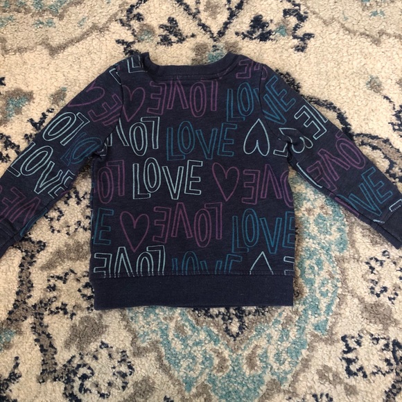 ❤️ 4/$20 Cat & Jack Navy Blue Love Sweatshirt - Picture 3 of 3